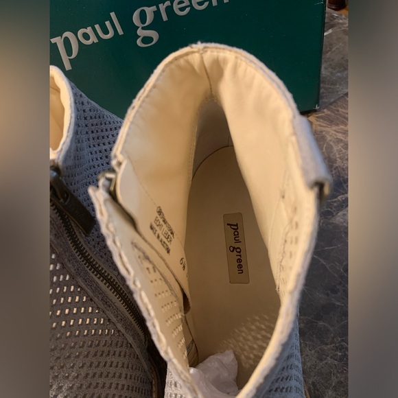 Paul Green Cougar Bootie Size 9 Smoke Brushed Metallic - Picture 3 of 8
